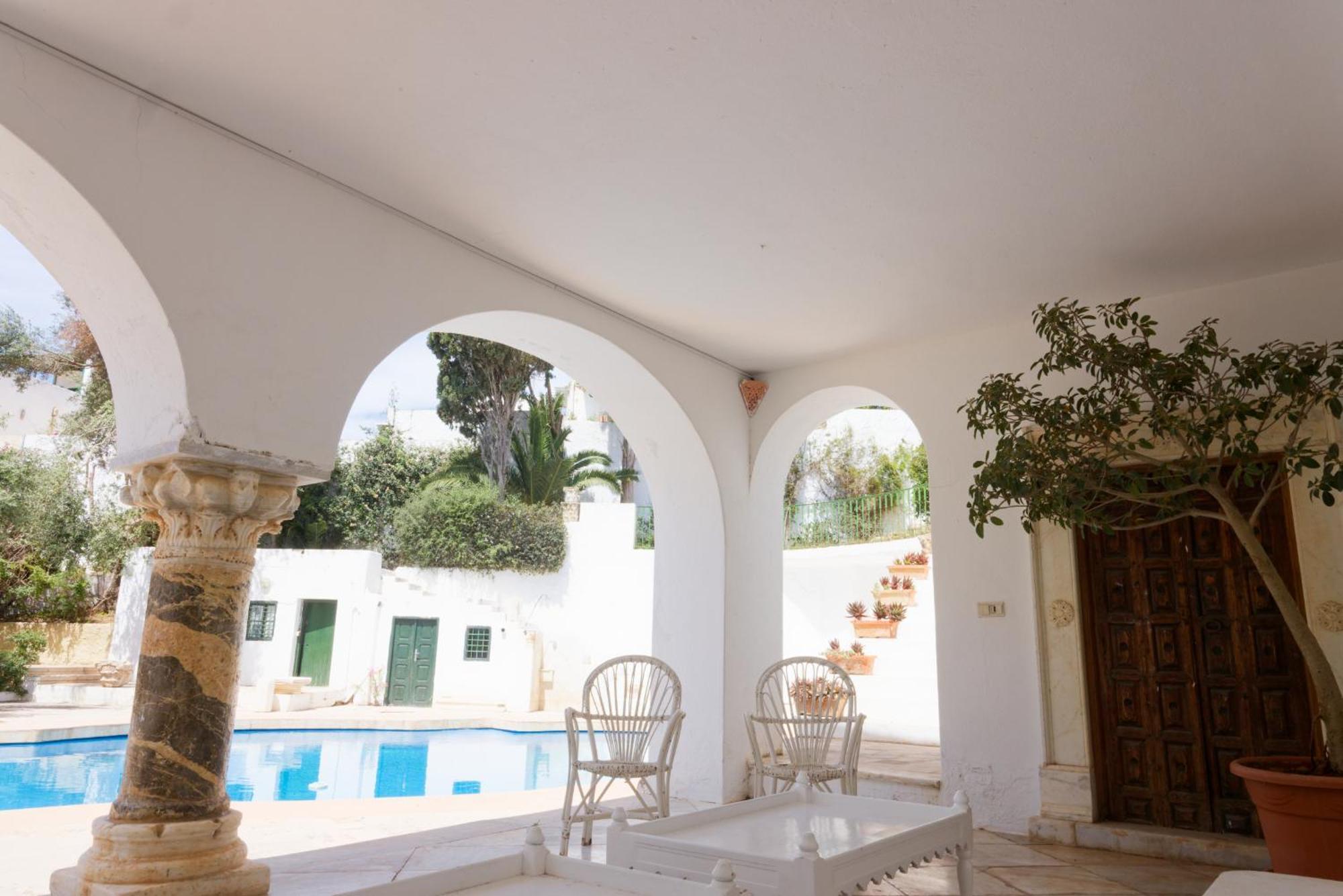 Lella Zohra, Studio Avec Piscine A Sidi Bou Said Bed & Breakfast Exterior foto