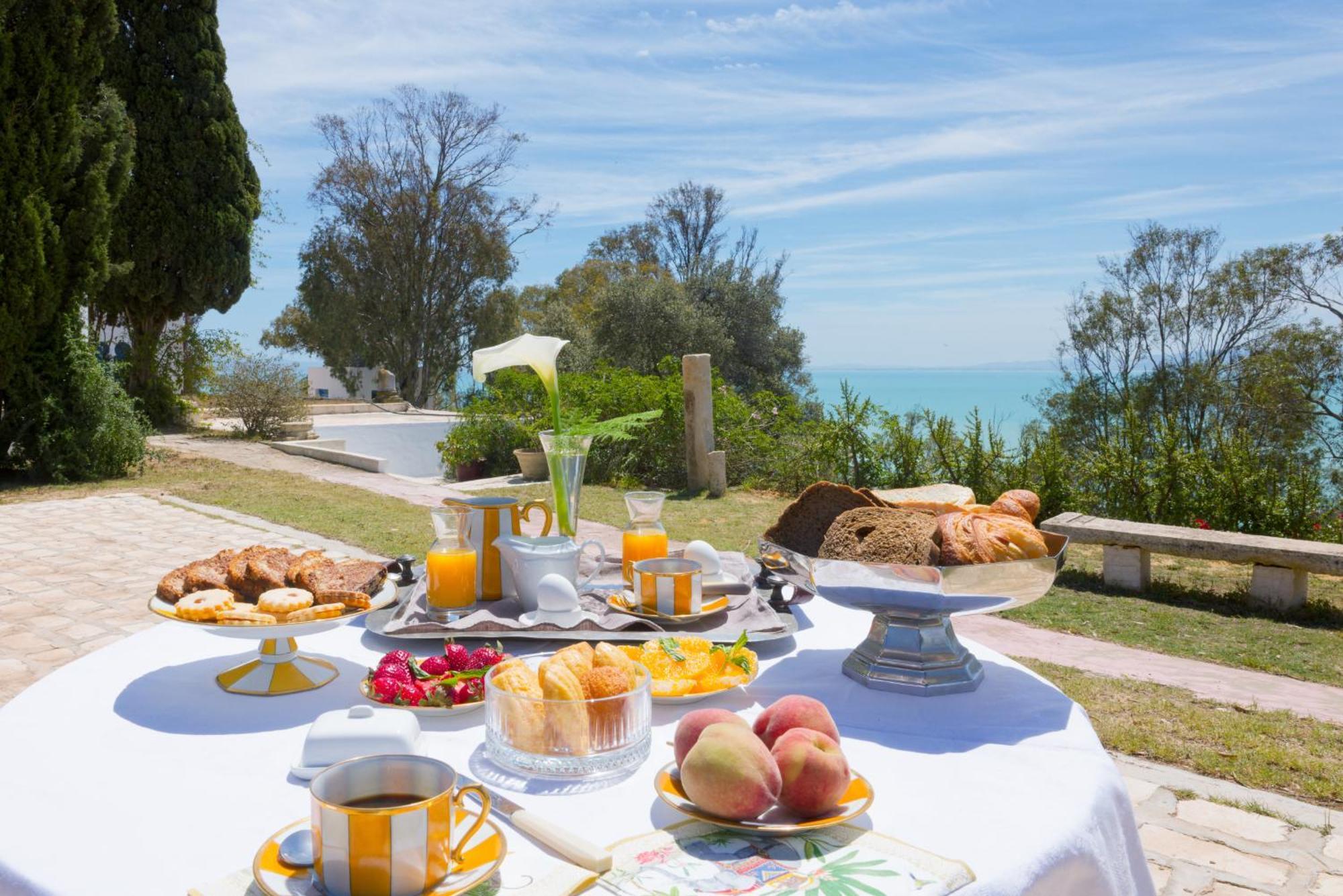 Lella Zohra, Studio Avec Piscine A Sidi Bou Said Bed & Breakfast Exterior foto